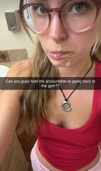 Full leaked Peyton coffee private photo