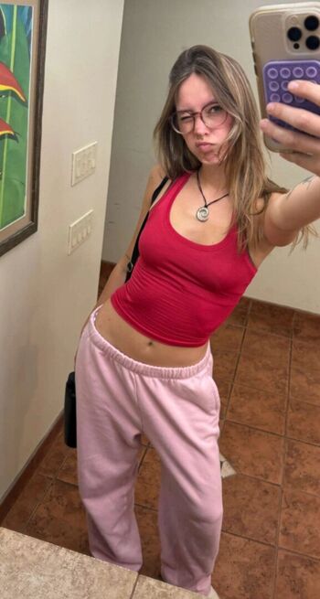 Full leaked Peyton coffee private photo