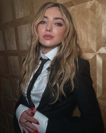 Full leaked Peyton list private photo