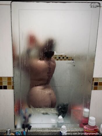Full leaked Phavolla private photo