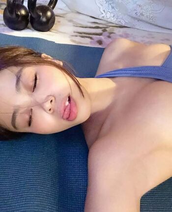 Full leaked Pheeeebbbbss private photo