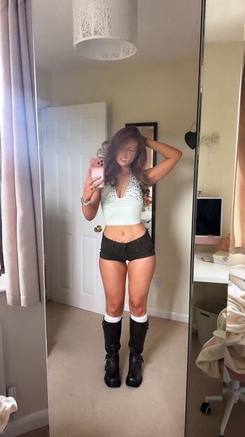 Full leaked Pheobeisginger private photo