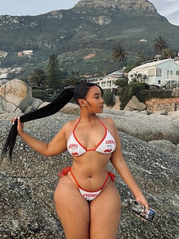 Full leaked Phobbicclwethu private photo