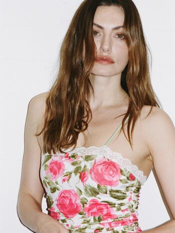Full leaked Phoebe tonkin private photo