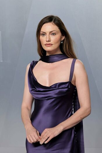 Full leaked Phoebe tonkin private photo