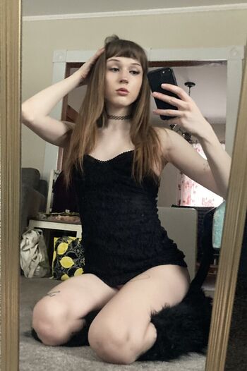 Full leaked Phoebefawn private photo
