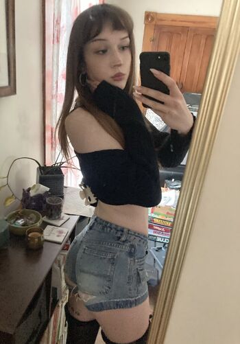 Full leaked Phoebefawn private photo