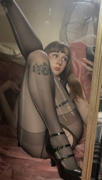 Full leaked Phoebefawn private photo