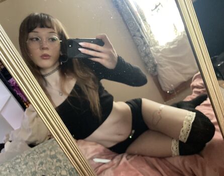 Full leaked Phoebefawn private photo