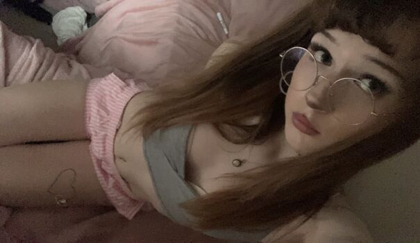 Full leaked Phoebefawn private photo