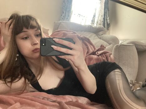 Full leaked Phoebefawn private photo