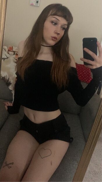 Full leaked Phoebefawn private photo