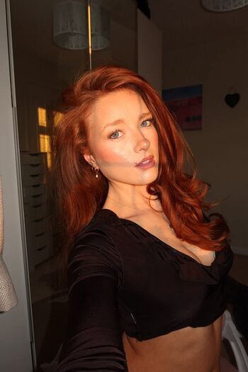 phoebeisginger