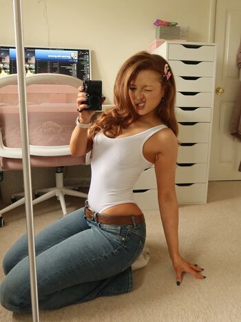 Full leaked Phoebeisginger page private photo