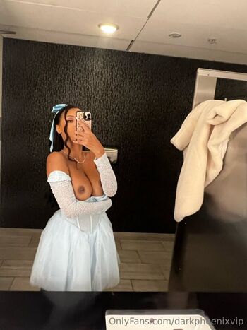 Full leaked Phoenix skye private photo