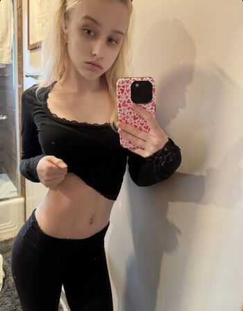 Full leaked Phoenix tate private photo