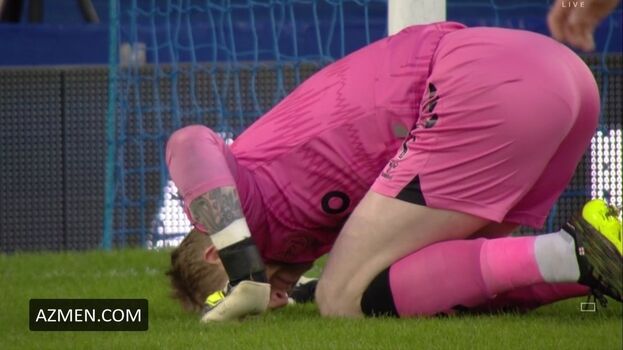 Full leaked Pickford private photo