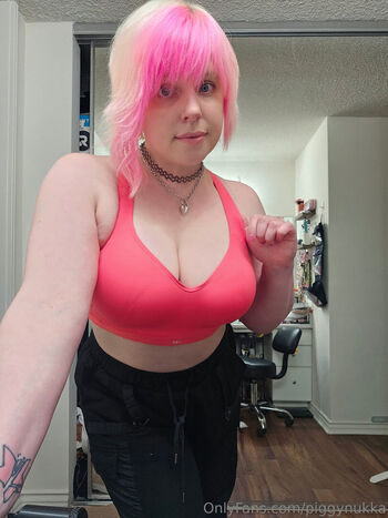 Full leaked Piggynukka private photo