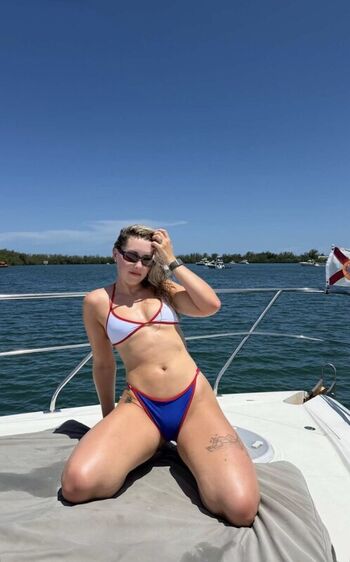 Full leaked Pineapplebrat private photo