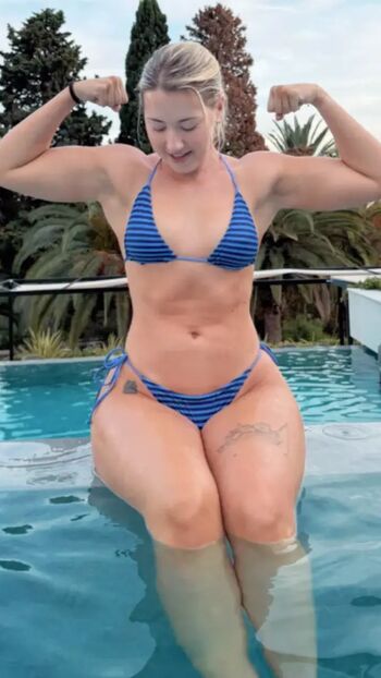 Full leaked Pineapplebrat private photo