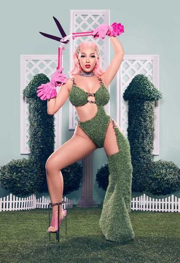 Full leaked Pink doja private photo