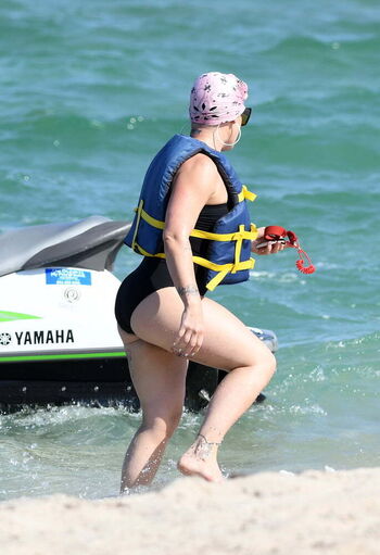 Full leaked Emilia bte/ private photo