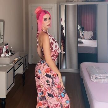 Full leaked Pinkarpuz page private photo