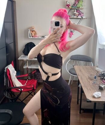 Full leaked Pinkarpuz private photo