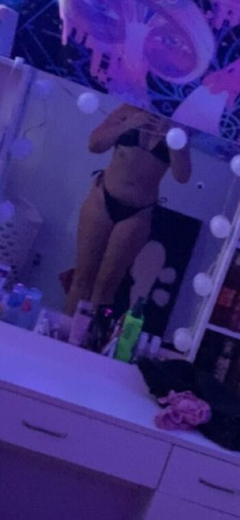 Full leaked Pinkblushedbaddie private photo
