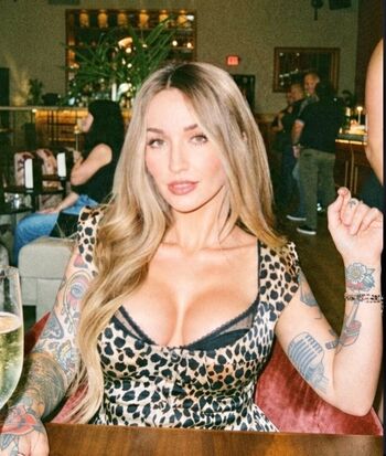 Full leaked Pinkbunny poison private photo