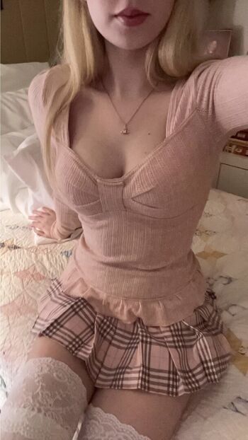 pinkiefangs