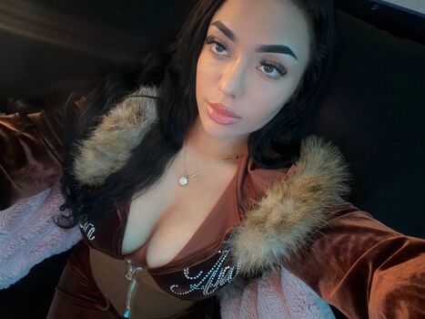 Full leaked Pinklovrr private photo