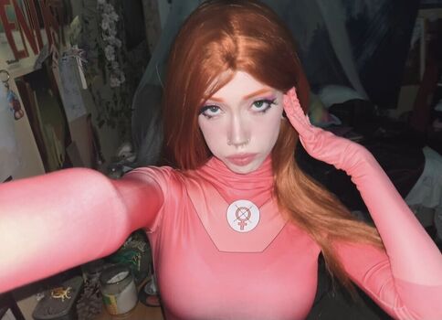 Full leaked Pipssqueakss private photo