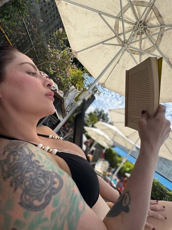 Full leaked Pitty private photo