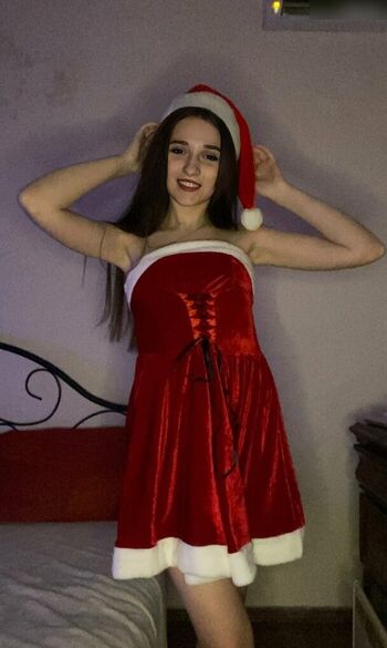 Full leaked Pixie polly private photo