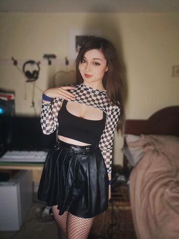 Full leaked Pixiecat page private photo