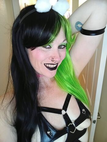 Full leaked Pixiepunk private photo