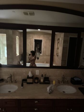 Full leaked Pixiexsnow private photo