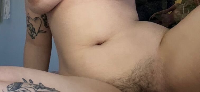 Full leaked Pixiexsnow private photo