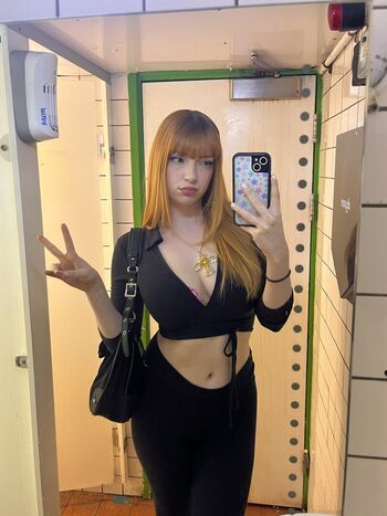 Full leaked Pizzaalice private photo
