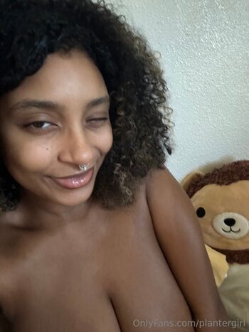 Full leaked Planterriah private photo
