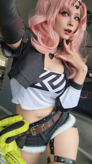 Full leaked Plathong private photo