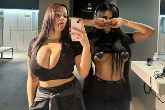 Full leaked Playmaate private photo