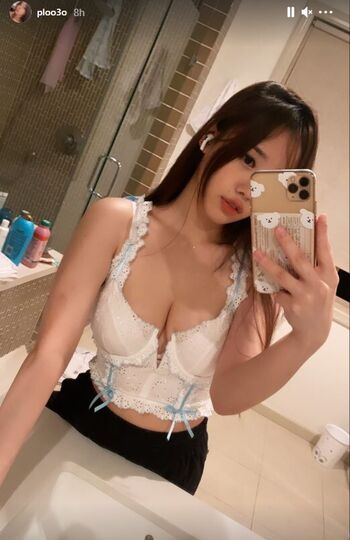 Full leaked Ploo page private photo