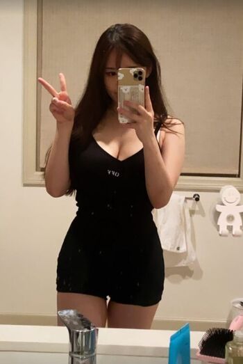 Full leaked Ploo private photo