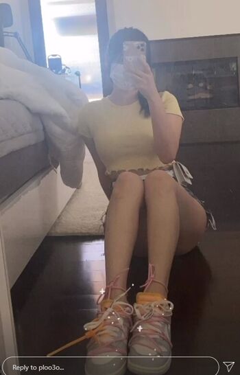 Full leaked Ploo private photo