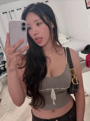 Full leaked Ploo private photo