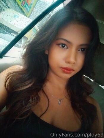Full leaked Ploy private photo