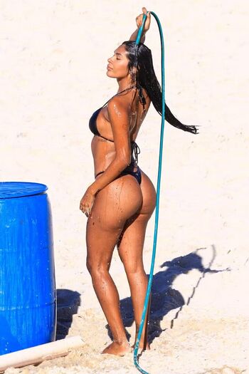 Full leaked Pocah private photo