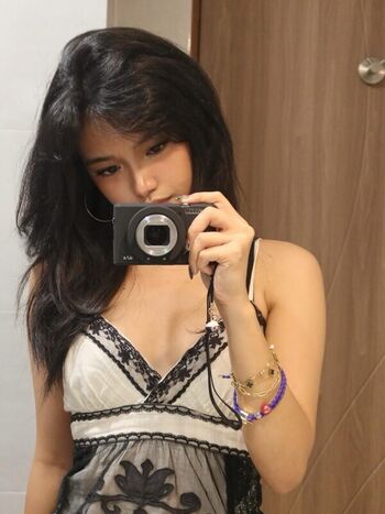 Full leaked Pockettofui private photo